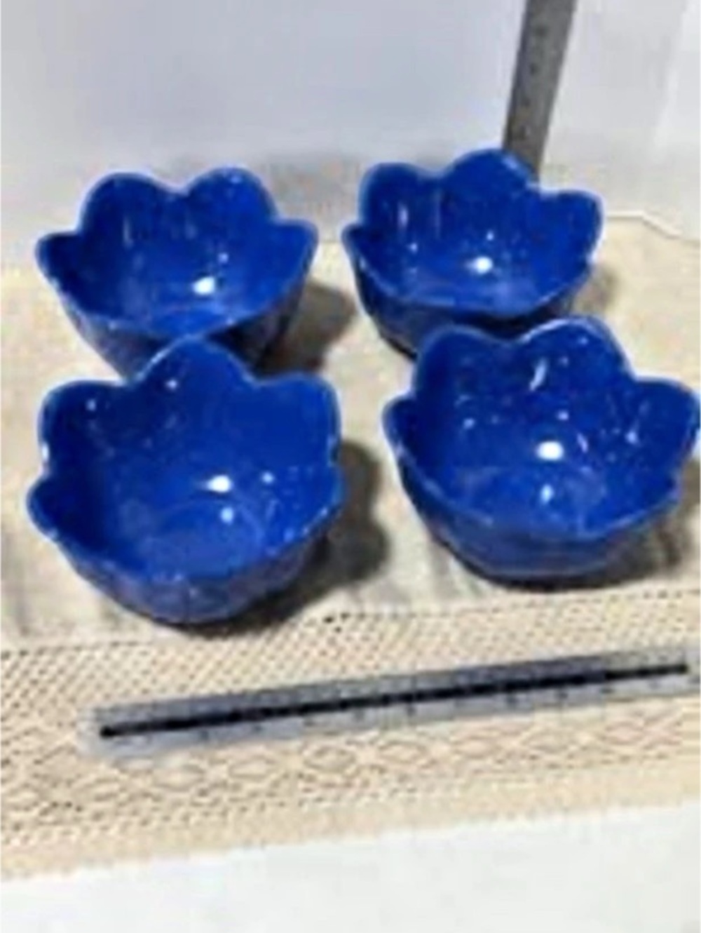 The Pioneer Woman Juliette Melamine Bowl - Cobalt Blue set of 4
Features a spec